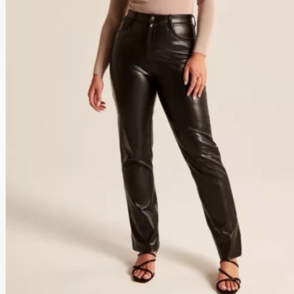 Abercrombie 26 / 2 90’s Straight Ultra High Rise Curve Love Pants Faux Leather - Picture 1 of 9